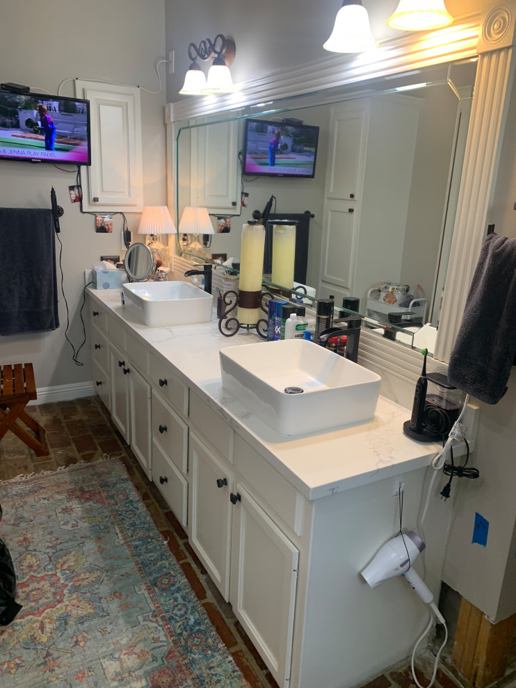 Riverbend Primary Bathroom Renovation