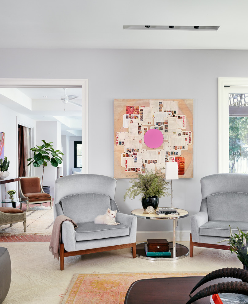 Design ideas for a modern living room in Dallas.