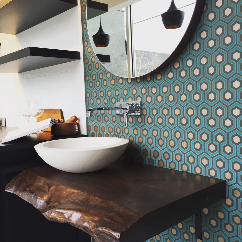 Home design - transitional home design idea in Calgary