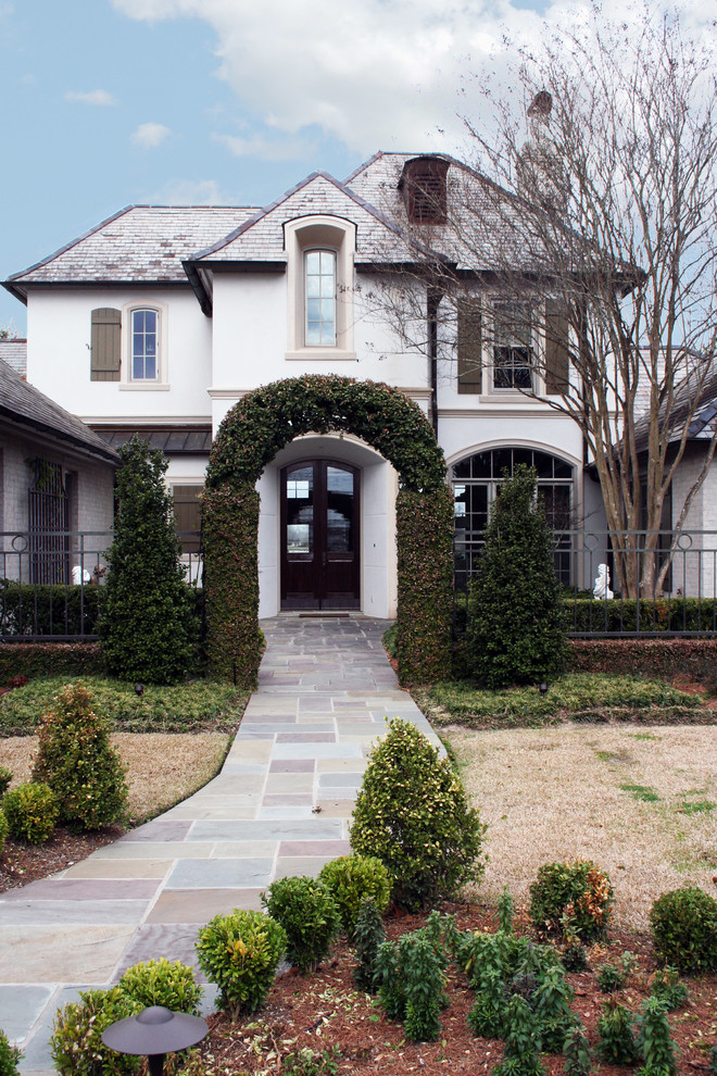 Design ideas for a traditional two-storey exterior in New Orleans.