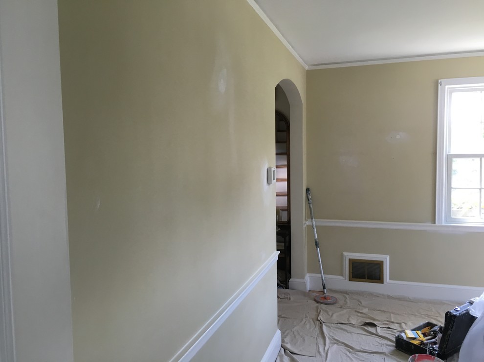 Painting music room. light color on walls.