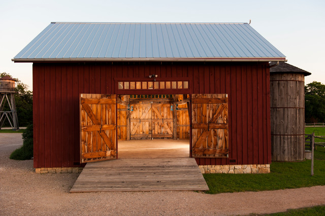 Farmhouse Shed country-shed