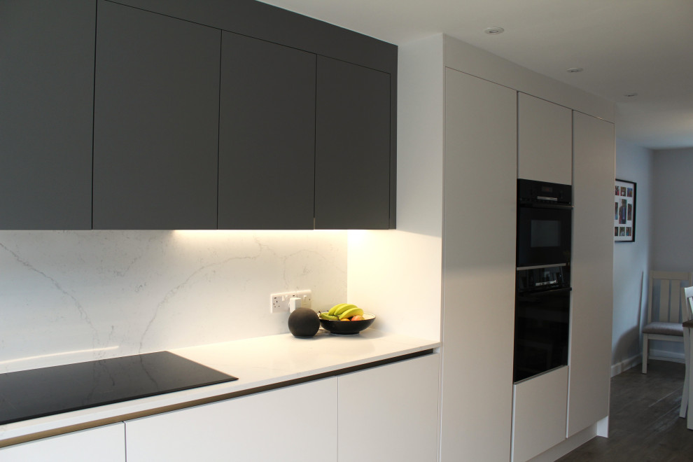 The Oadby Kitchen - Volpi True Handleless - RRP £60,300 - Luxe Price £51,200
