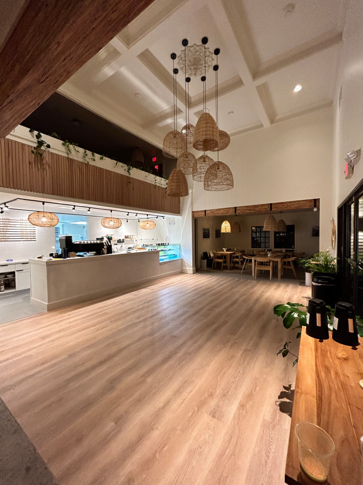 MOMONA BAKERY AND COFFEE SHOP