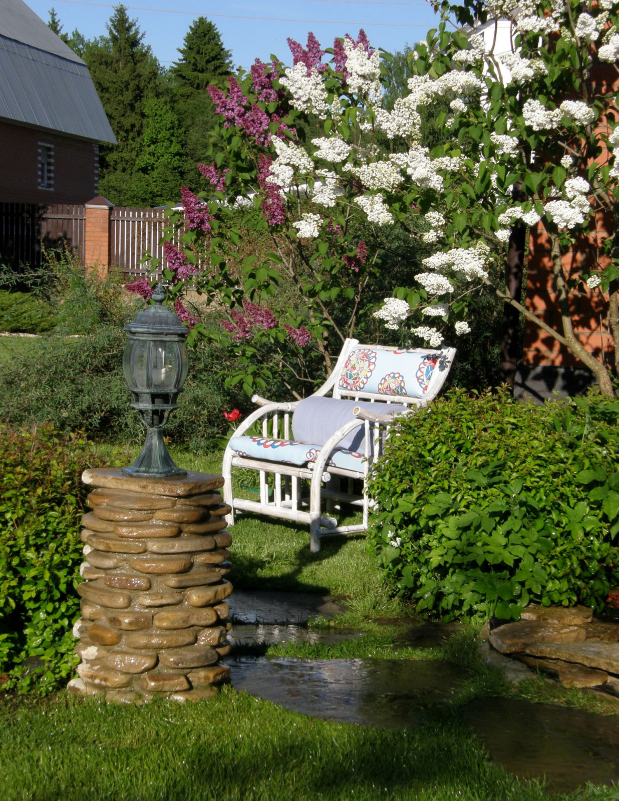 Декор в саду. Наши работы прошлых лет.