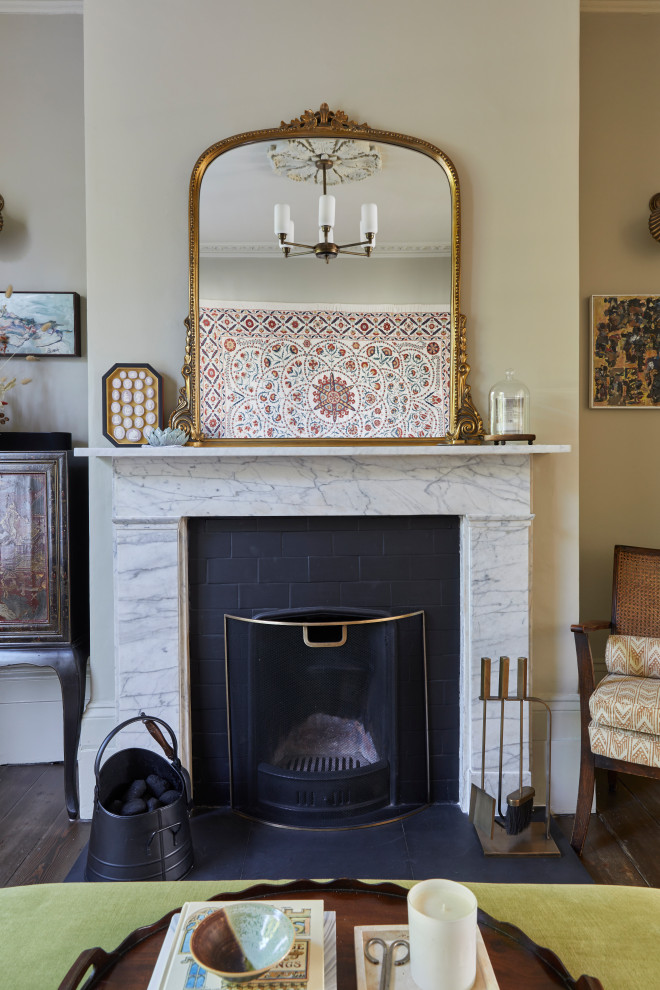 Inspiration for a timeless living room remodel in London