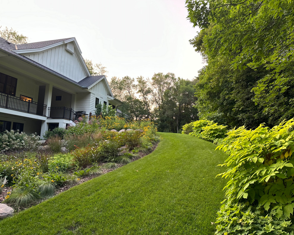 Wayzata Modern Farmhouse Entertainment Addition