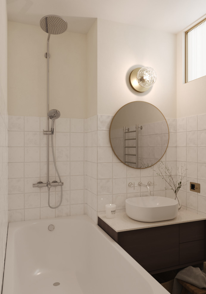 Ванная комната с приглушенным светом