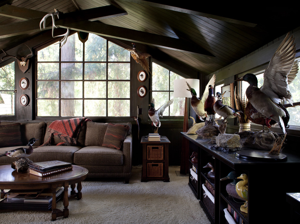 Example of a classic home design design in San Francisco