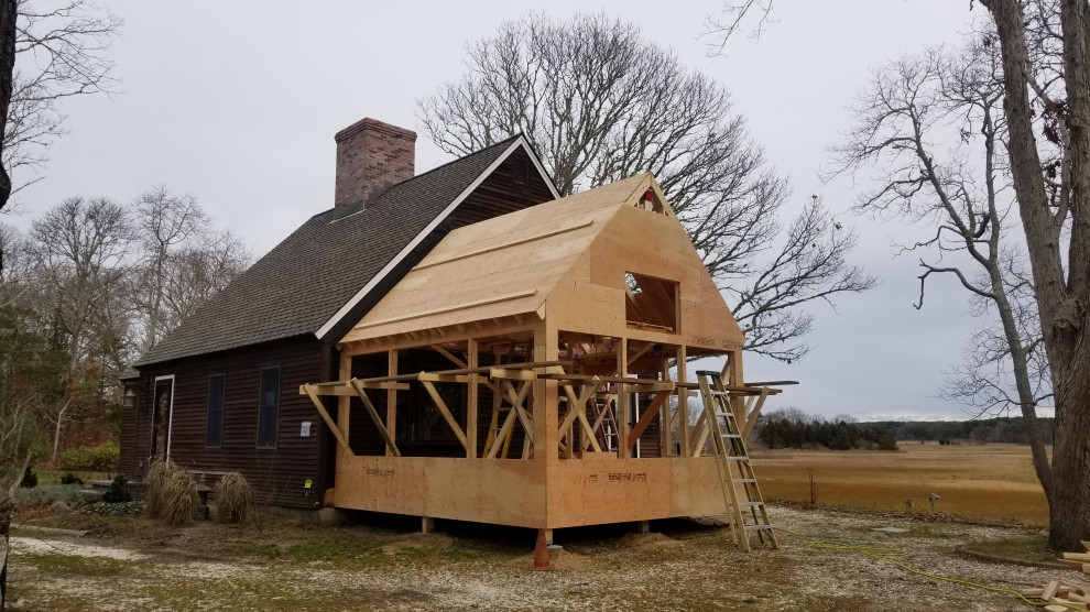 Inspiration for a transitional home design remodel in Boston