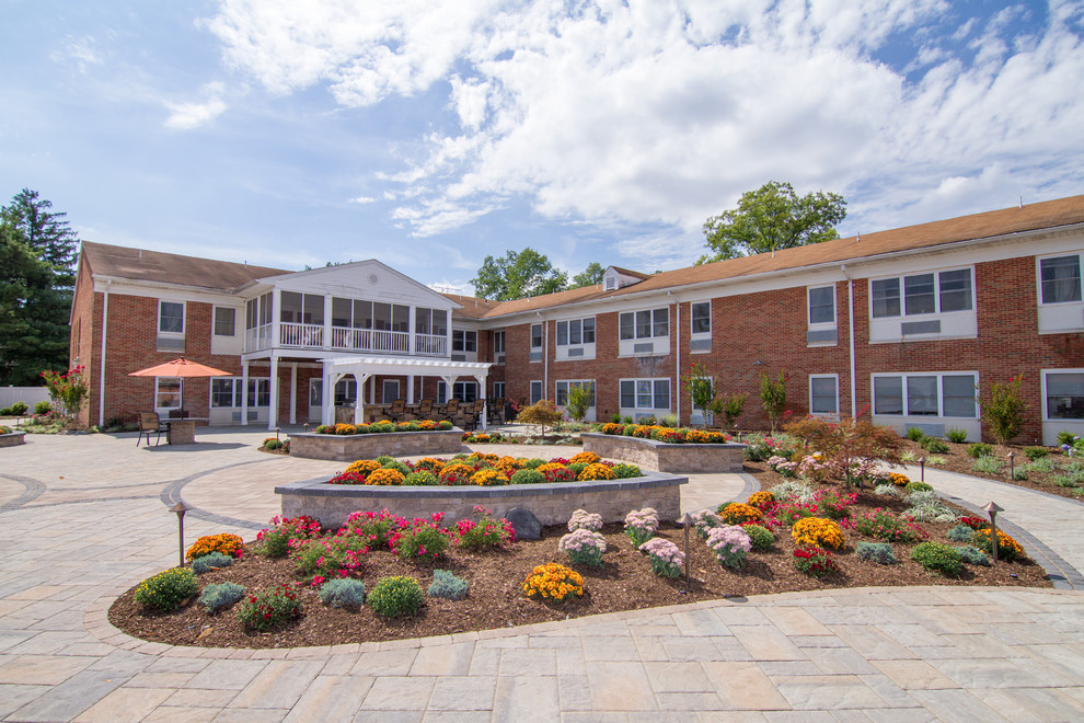 Building a Comfortable Community