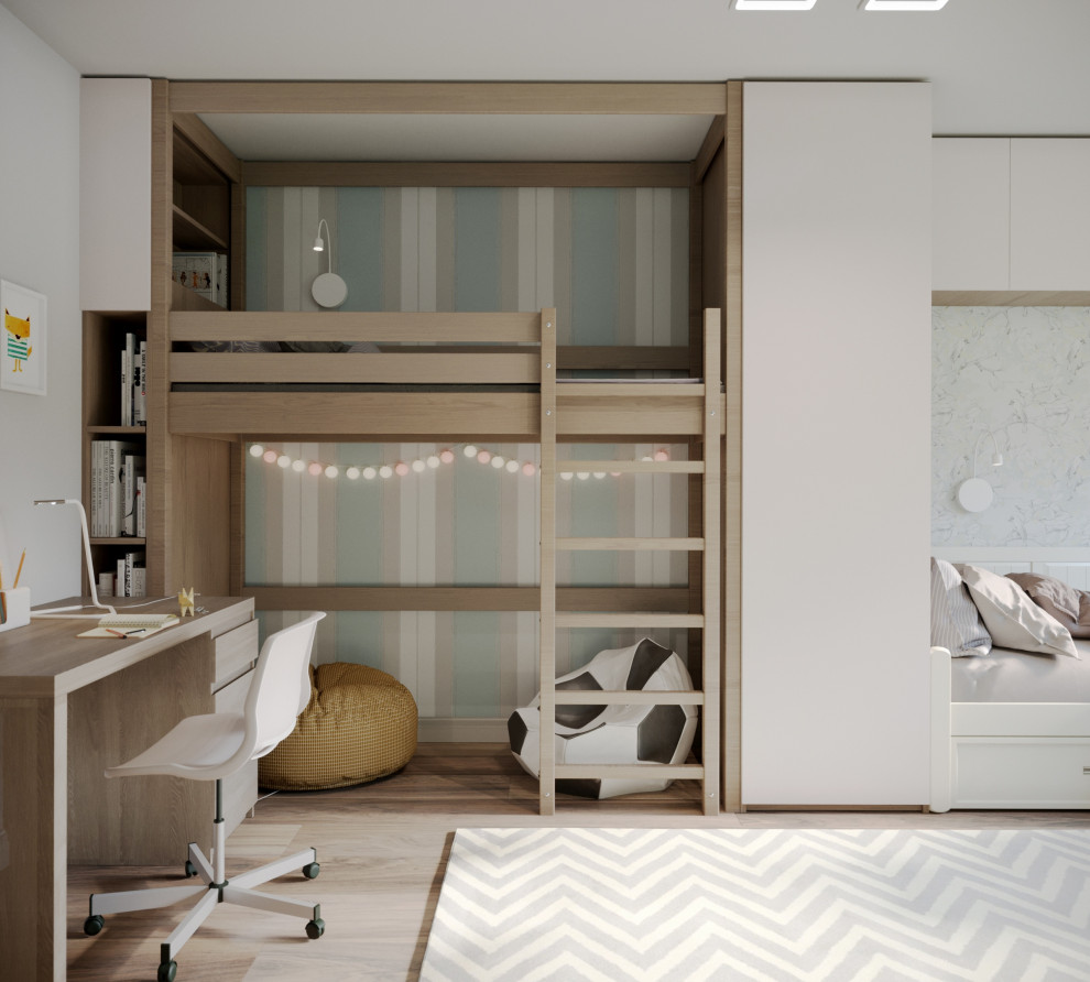 Apartment in old building, Dybenko street