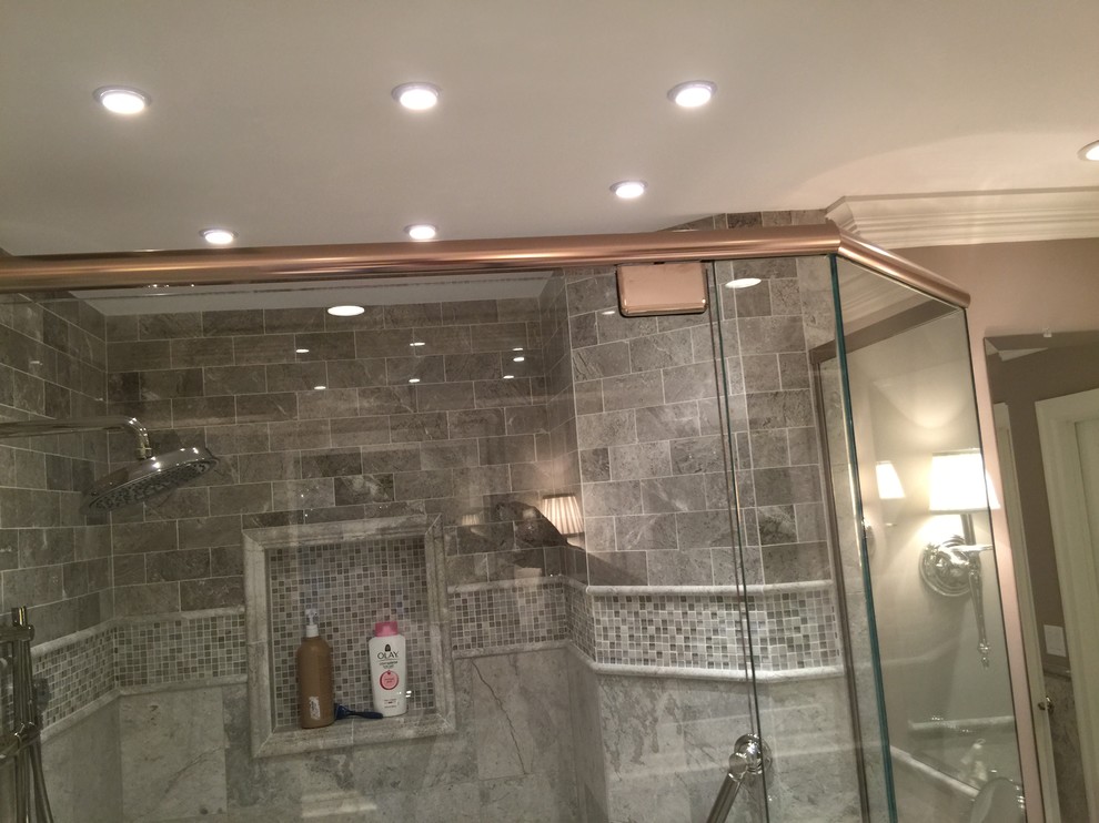 Williamsburg Grey Marble Bath