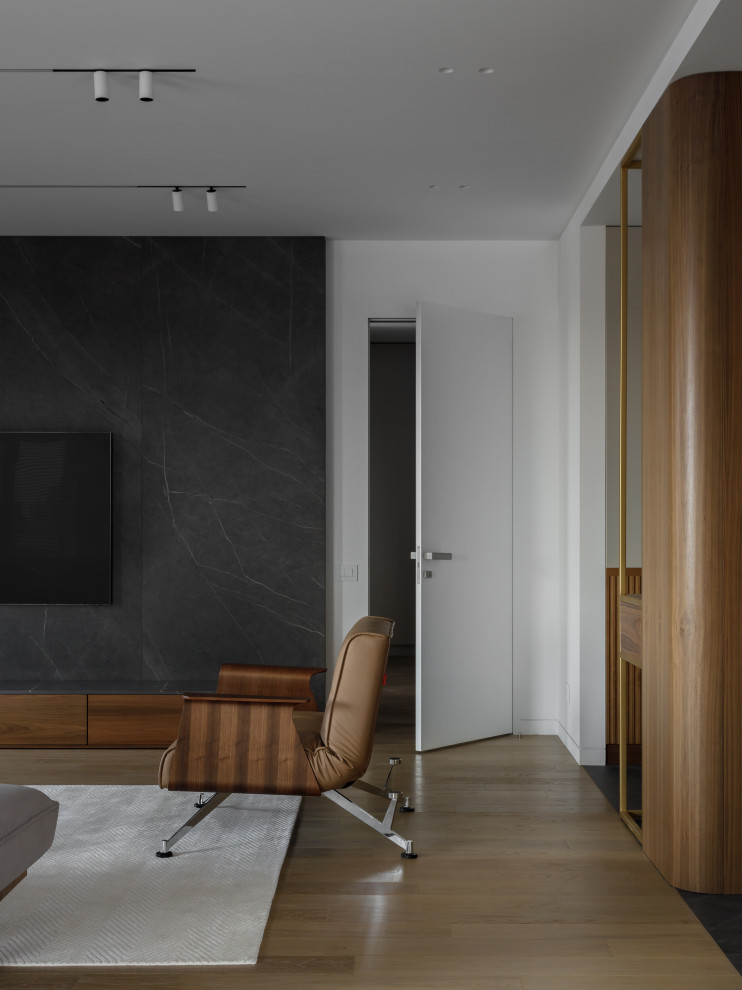 Квартира на набережной