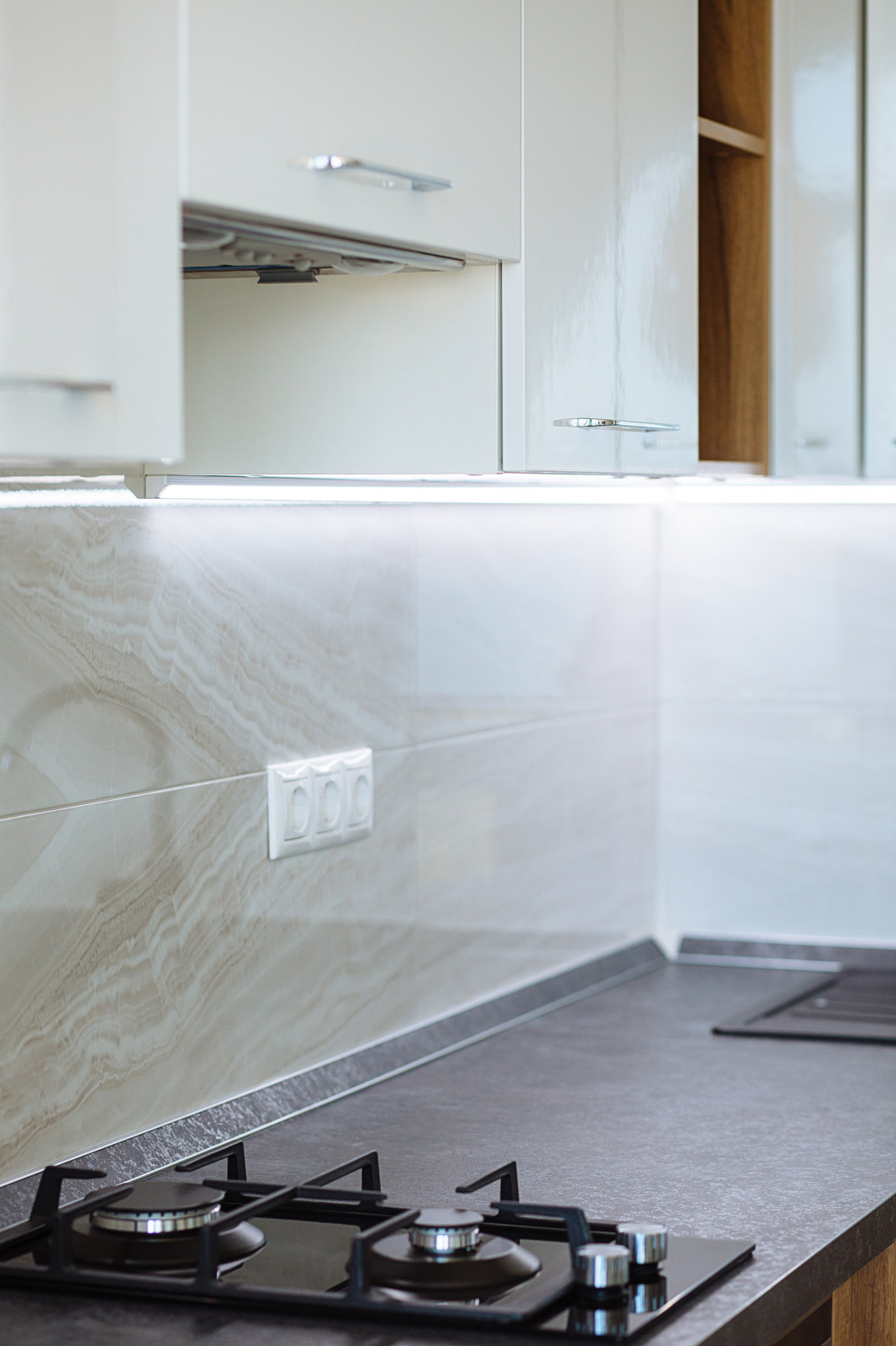 Однокомнатная квартира в современном стиле с шикарным видом на море в Геленджике