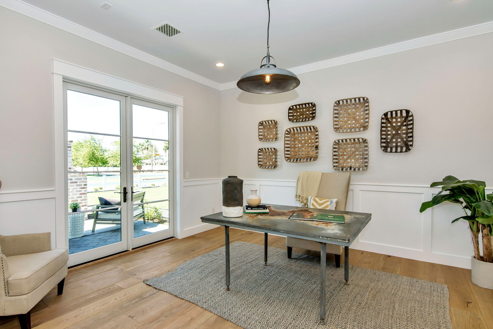 Calle Del Sud - Craftsman - Home Office - Phoenix - by Two Hawks Design ...