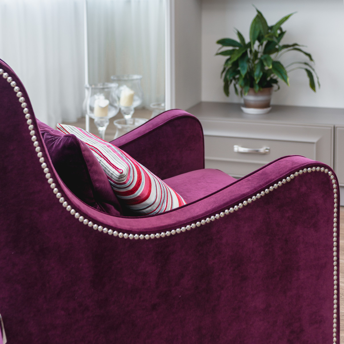 Квартира на Античном 2