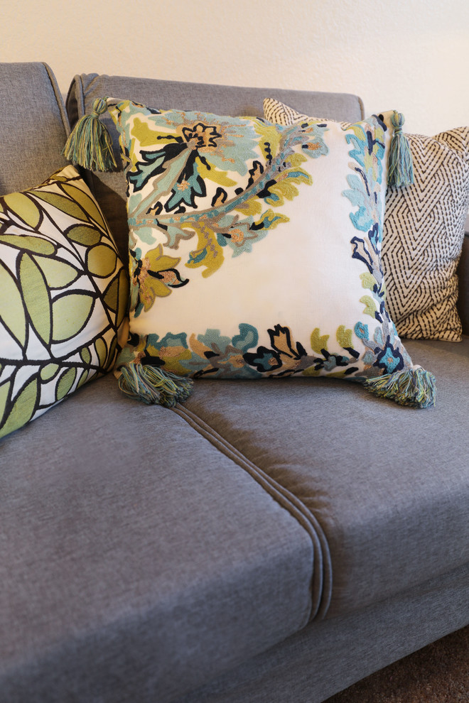 Inspiration for a transitional home design remodel in Phoenix