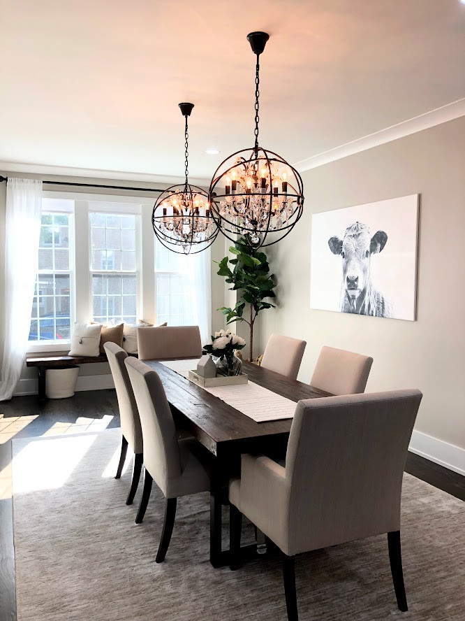 Mountain style dining room photo in Chicago