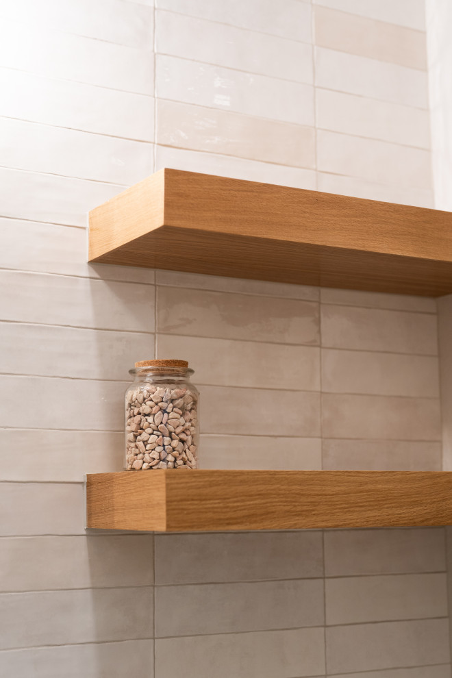 Black Alder | Guest Bath + Laundry