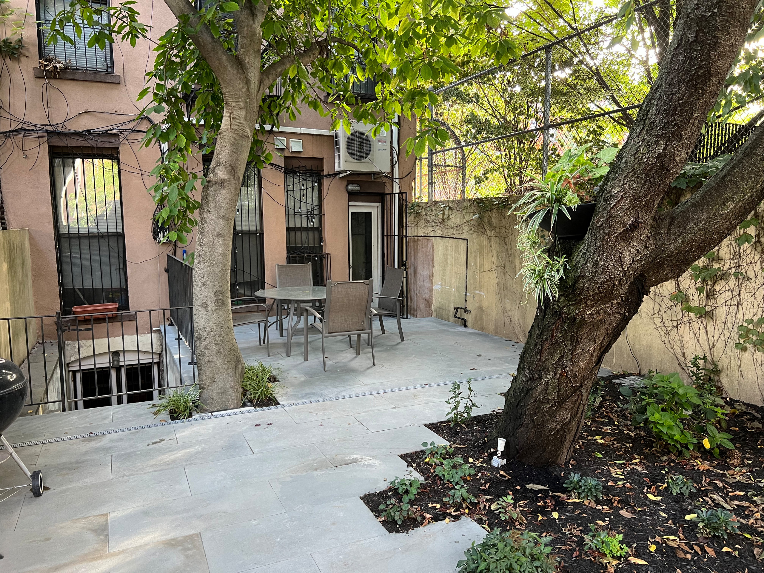 Modern Urban Shade Garden