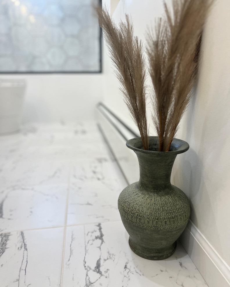 Valley Cottage, Bathroom