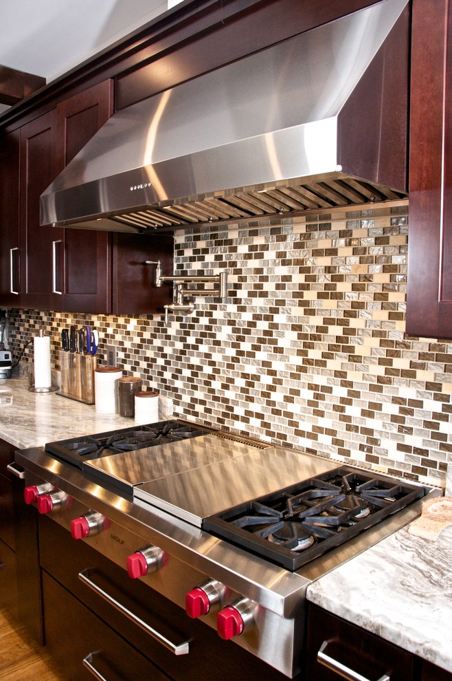 MODERN KITCHEN CHERRY