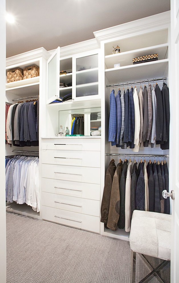 Transitional closet photo in Dallas