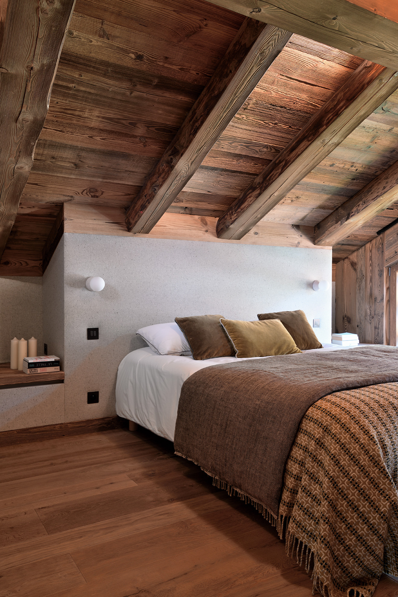 75 Schlafzimmer mit gewölbter Decke Ideen & Bilder - Oktober 2026