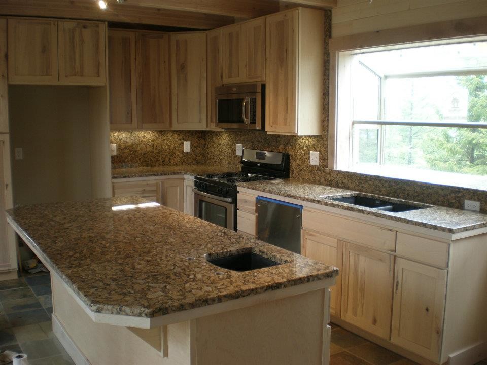 Mountain style kitchen photo in Orange County
