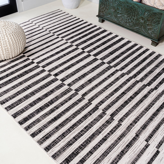 Off Center Rugs Sukie Modern Offset Stripe Indoor/Outdoor Area Rug, 8 X 10 ...