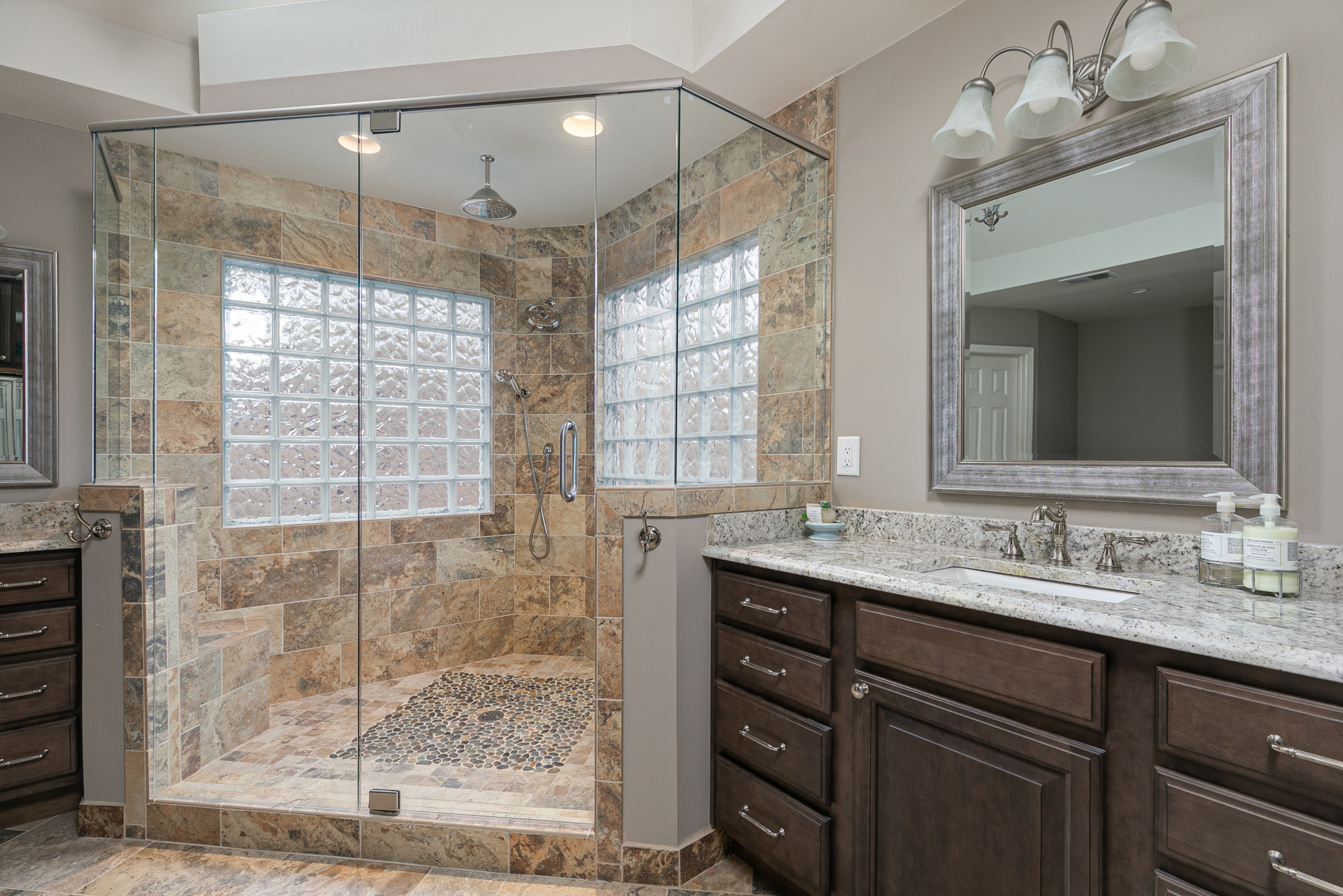 Corner Shower & Vanity
