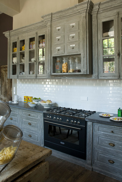 Maison D&eacute;co en Provence mediterran-kueche