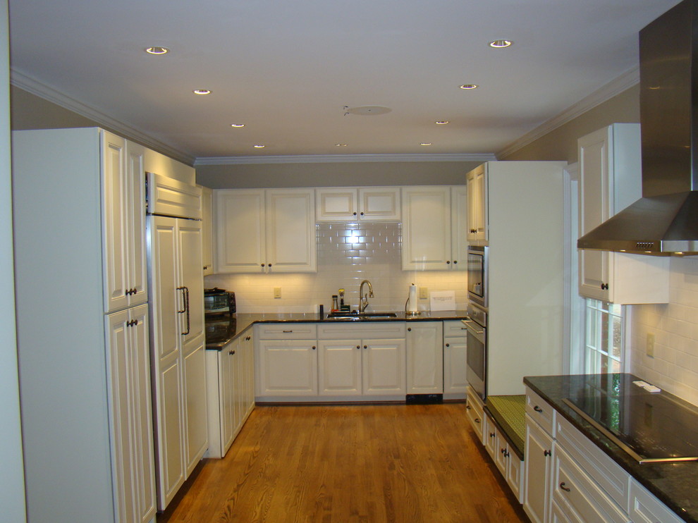 Large transitional kitchen photo in Charlotte