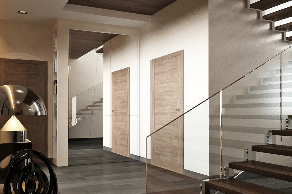 Холл с лестницей