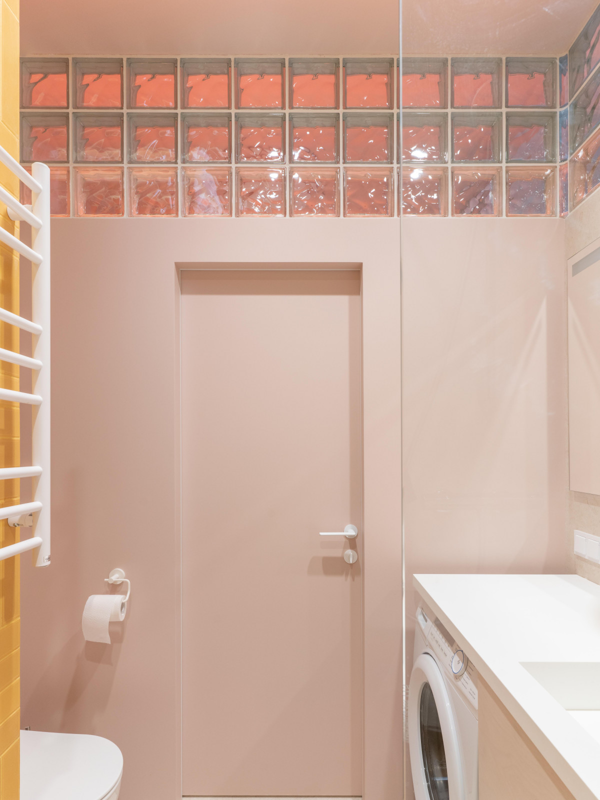 Квартира с стеклоблоками