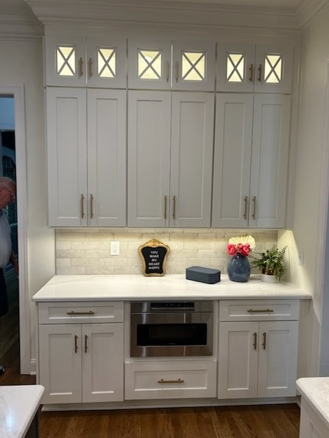 KITCHEN 7.jpeg transitional