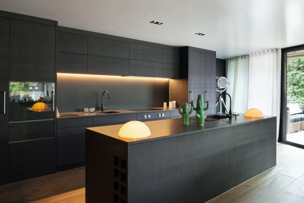 Kitchen - kitchen idea in Toronto