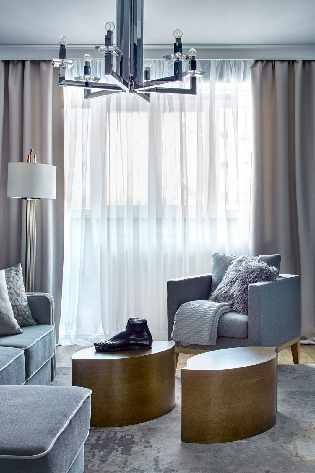 Арт в монохроме