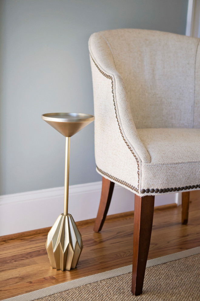 Transitional home design photo in Atlanta
