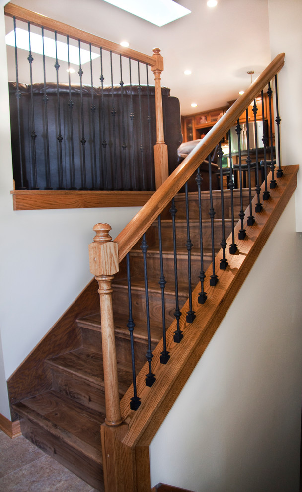 Example of a transitional staircase design in Milwaukee