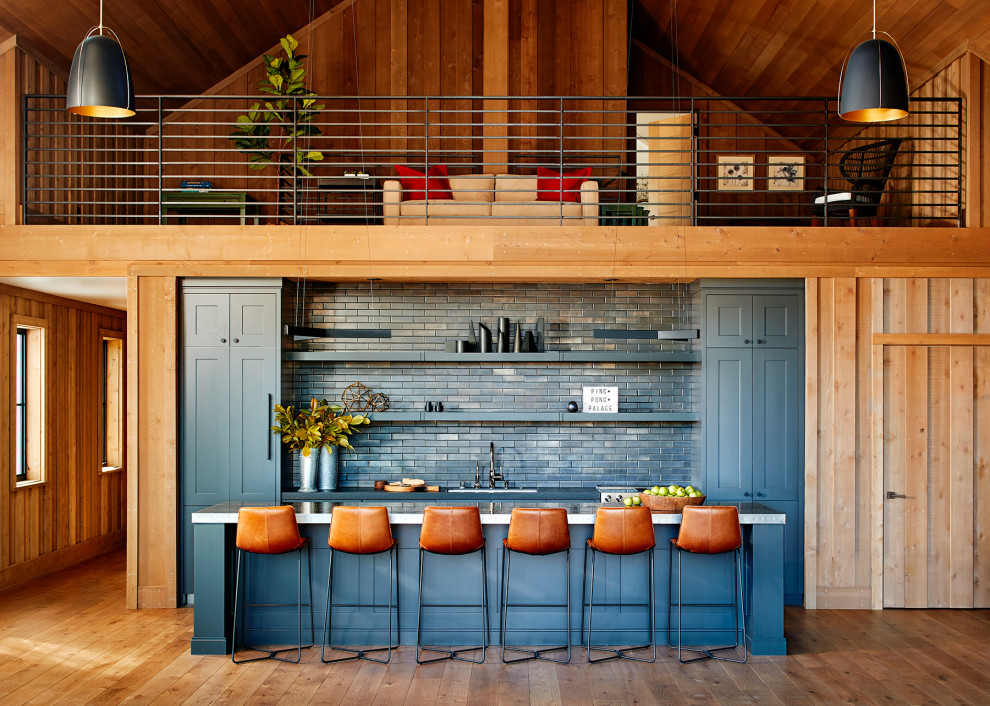 Classic California Beach Style Home Bar San Francisco by Bevan