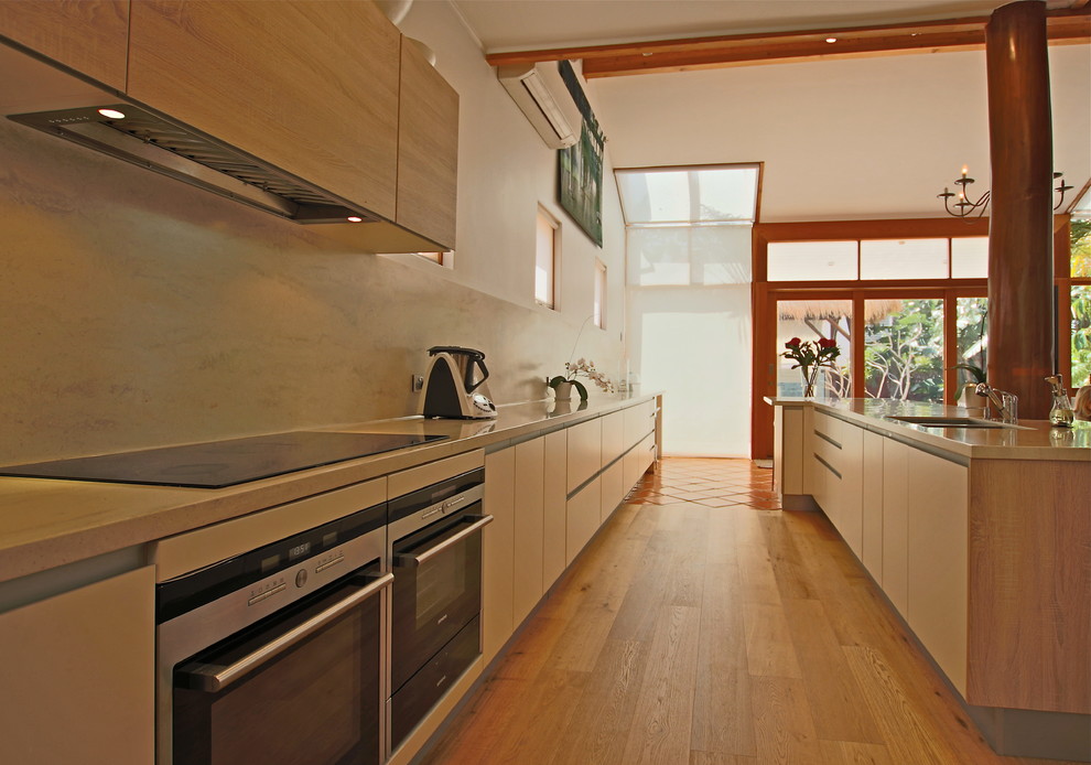 Inspiration for a contemporary kitchen in Perth.