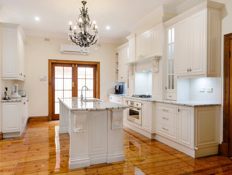 Traditional kitchen in Adelaide.