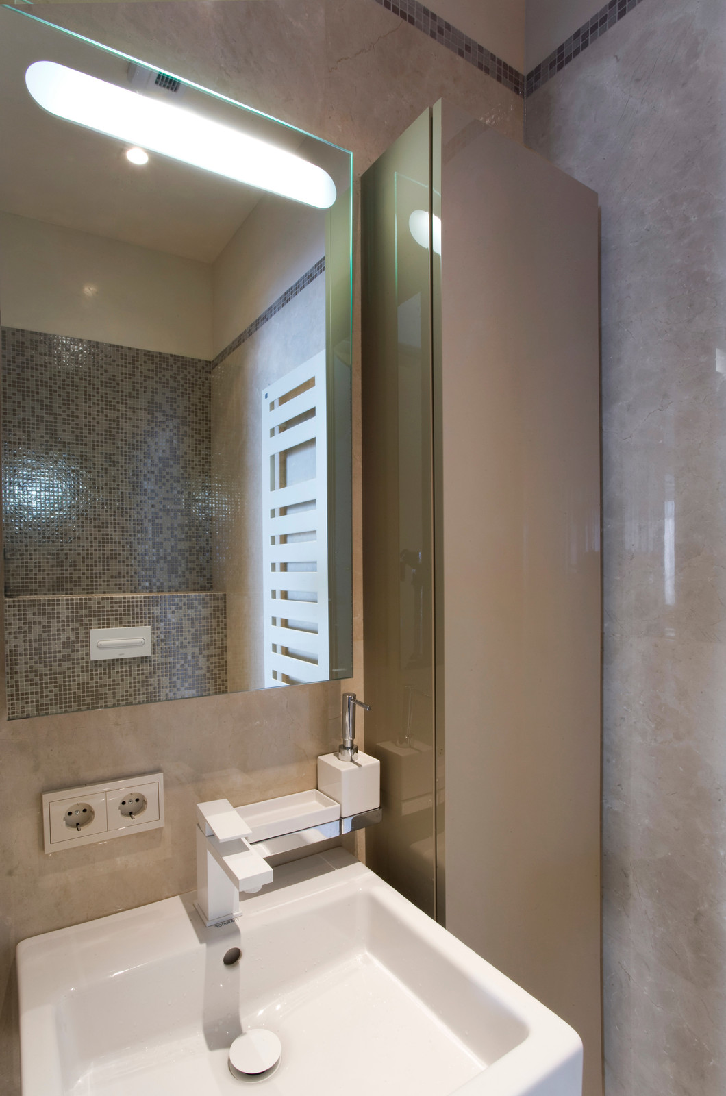 Крестовский