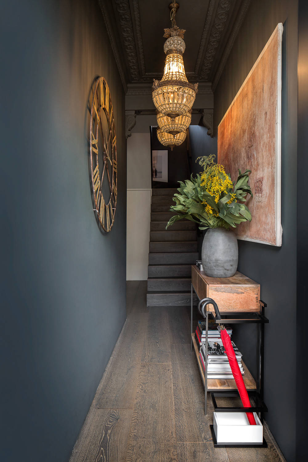 5 Things You Never Knew You Needed in Your Hall | Houzz IE