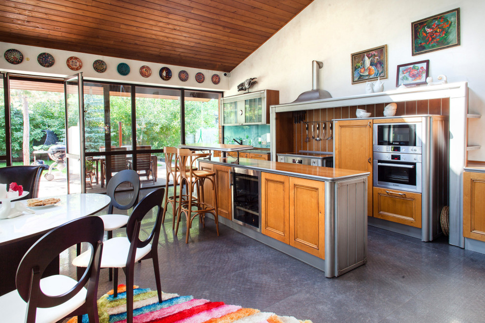 500 квадратов семейного счастья. Жилой дом