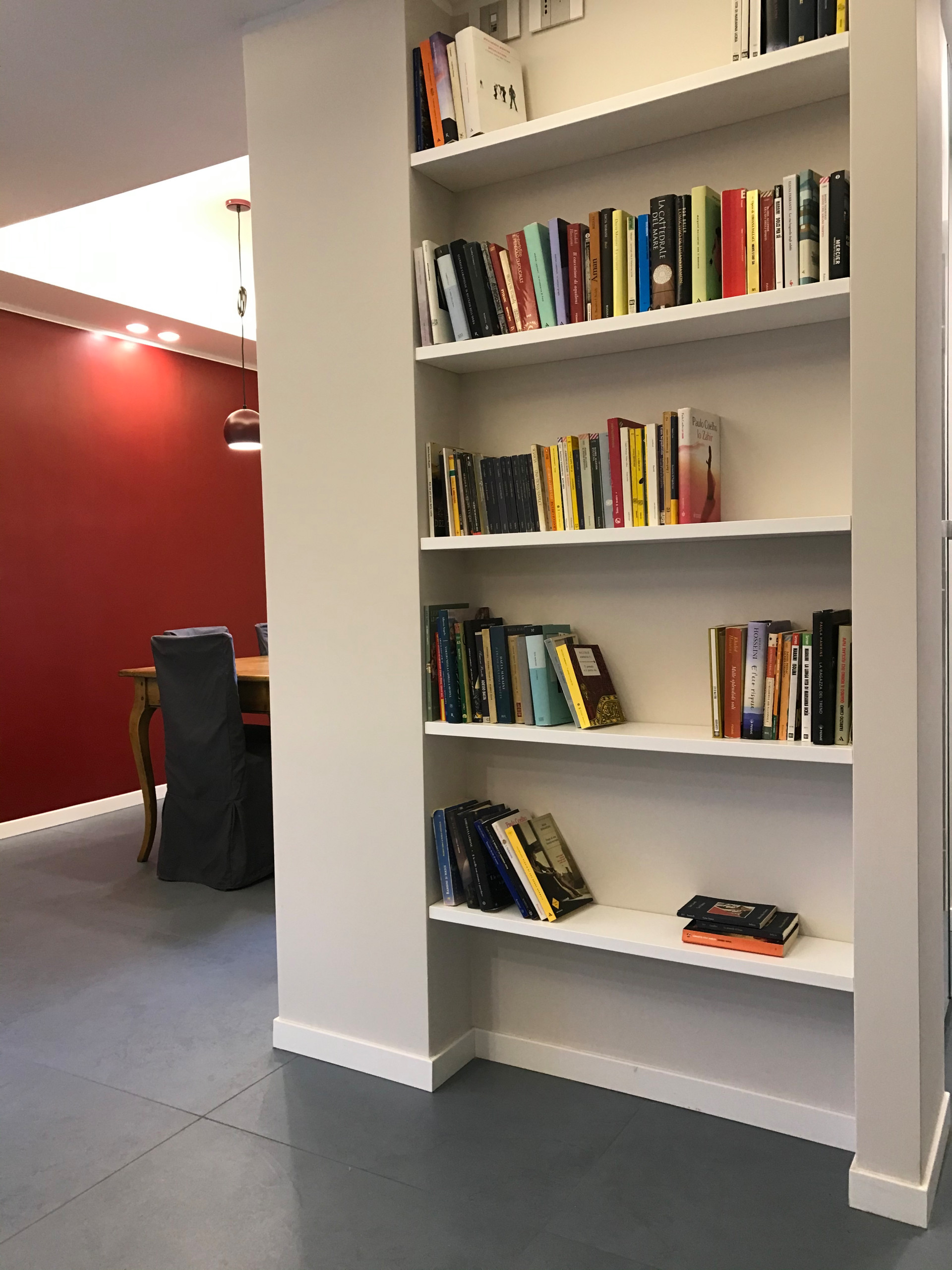 Librerie, pareti attrezzate, scaffali