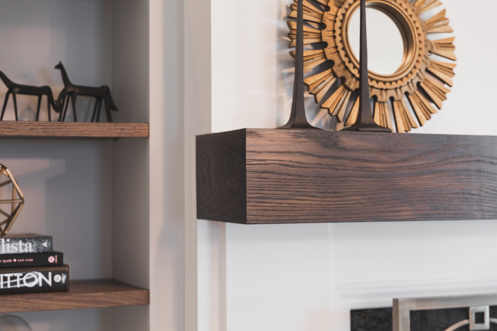 Inspiration for a rustic home design remodel in Chicago
