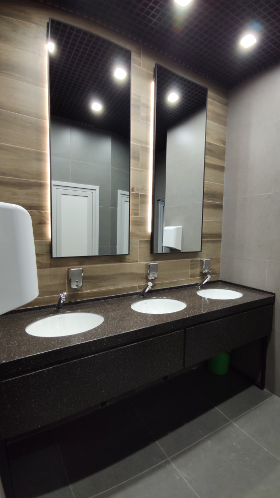 Оформление небольшого торгового центра в г.Северодвинске